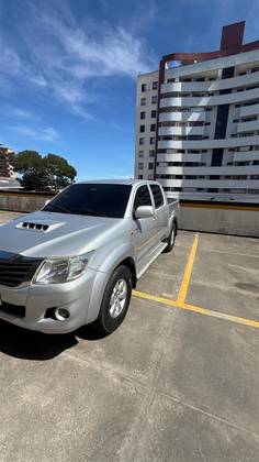 TOYOTA HILUX 3.0 SR 4X4 CD 16V TURBO INTERCOOLER DIESEL 4P MANUAL